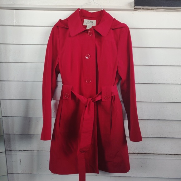 VINTAGE BELTED RED COAT - Picture 4 of 6